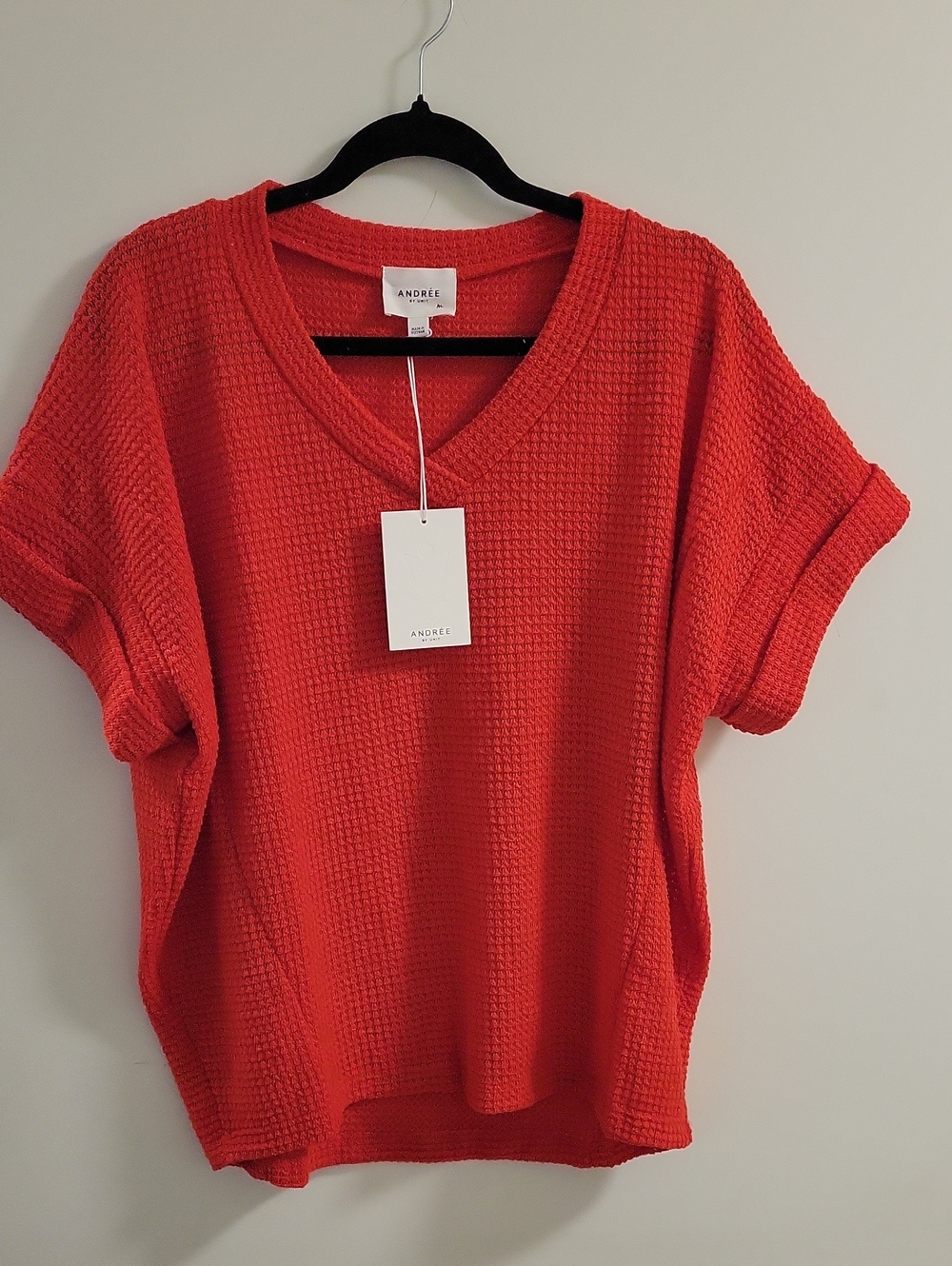 ANDREE BY UNIT Oversuze Red Waffle Knit V-Neck Top Size Medium